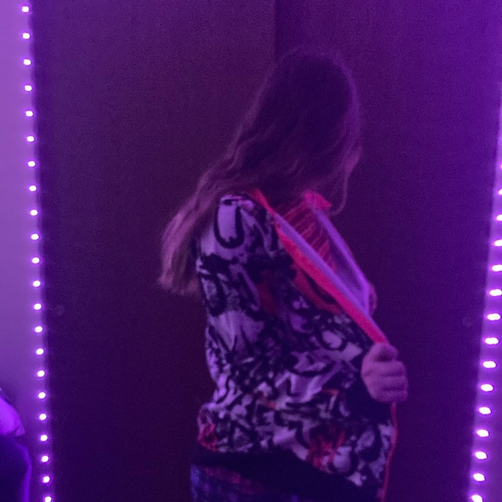 Graphic Print jacket - Picture 8 of 8